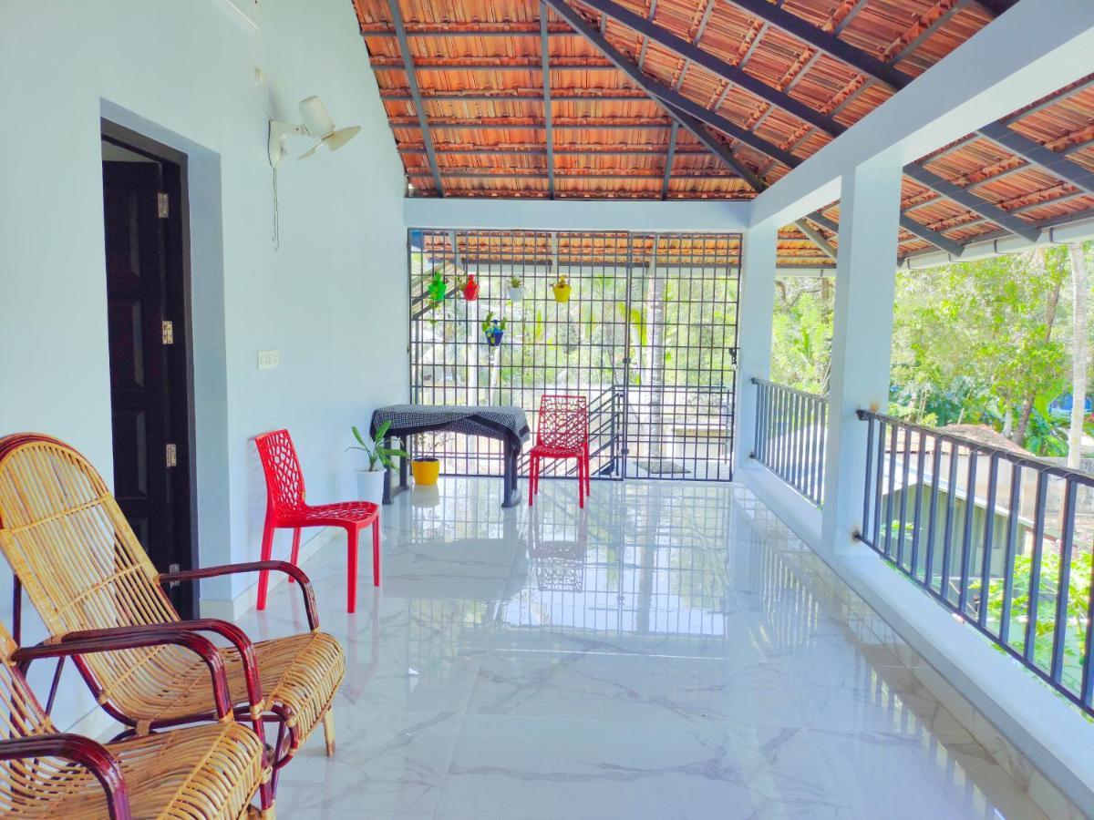 Malhar Marari Homestay Mararikulam Exterior photo