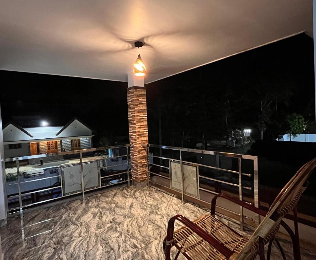Malhar Marari Homestay Mararikulam Exterior photo